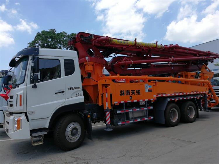 搅拌天泵多少钱？泵车带搅拌一体机多少钱一台？