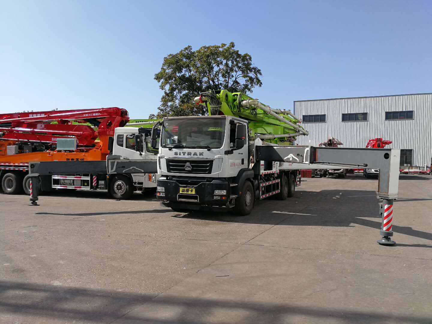 想要选好混凝土泵车，不妨来公司看一看